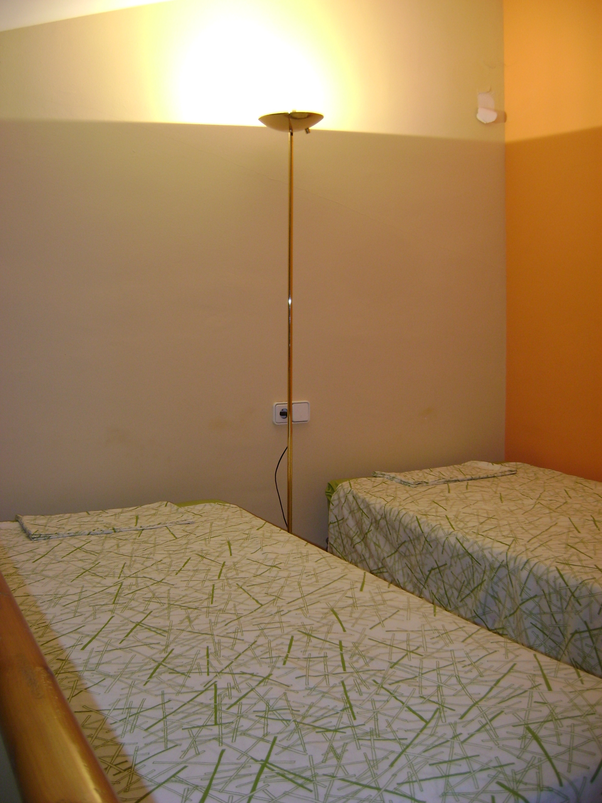 Download Platja dormitoris casa For iPhone